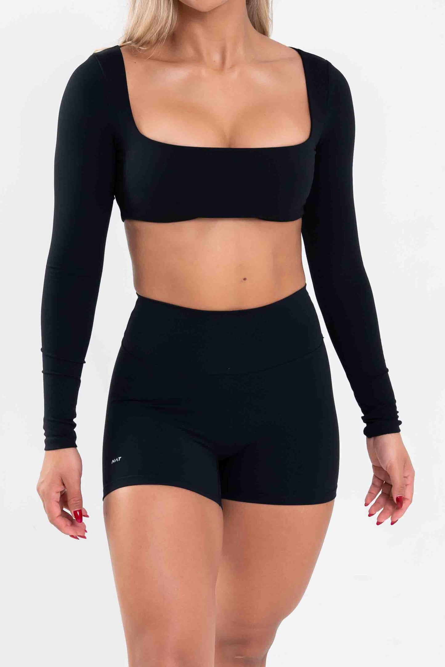 SHORT MOVA